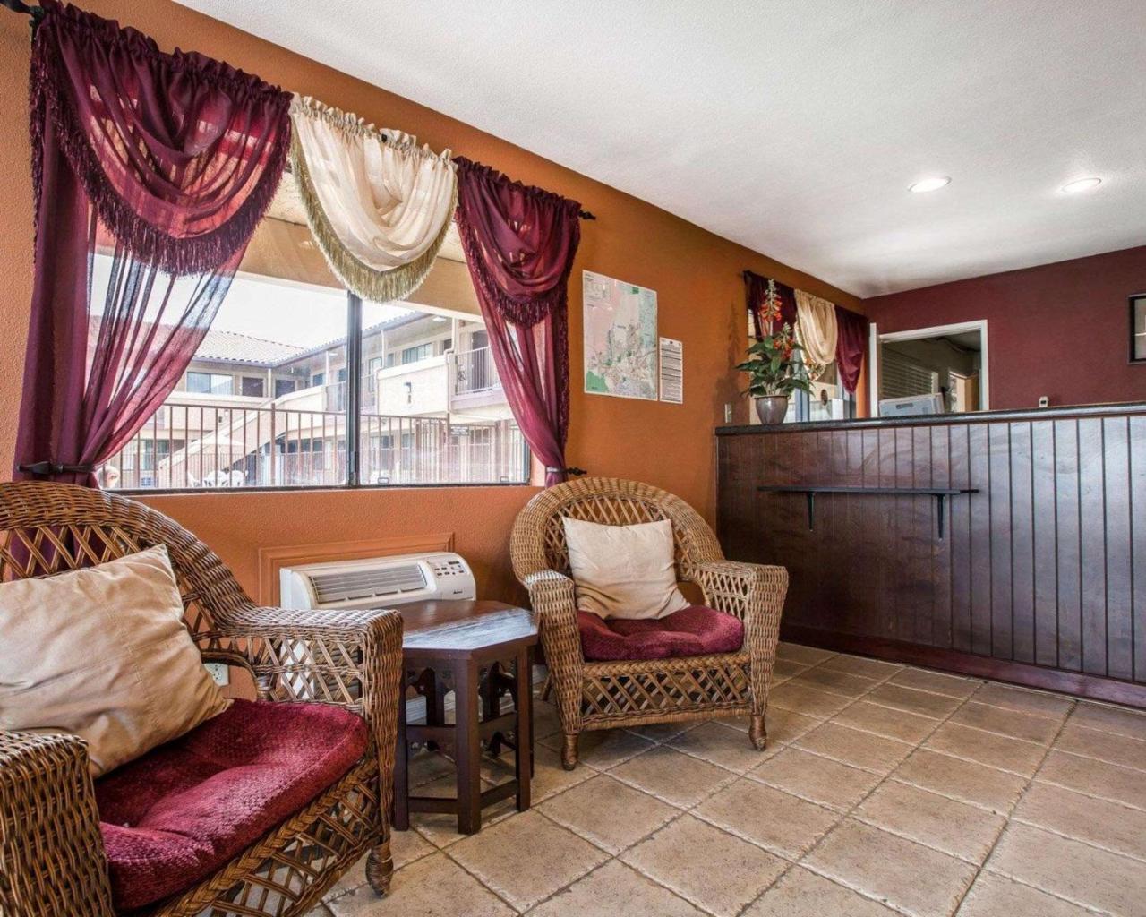Rodeway Inn Santee San Diego East Buitenkant foto