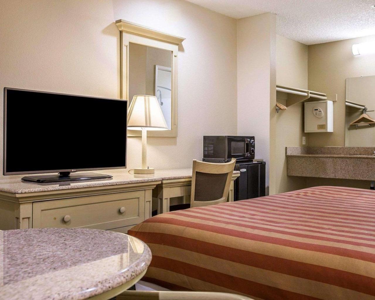 Rodeway Inn Santee San Diego East Buitenkant foto
